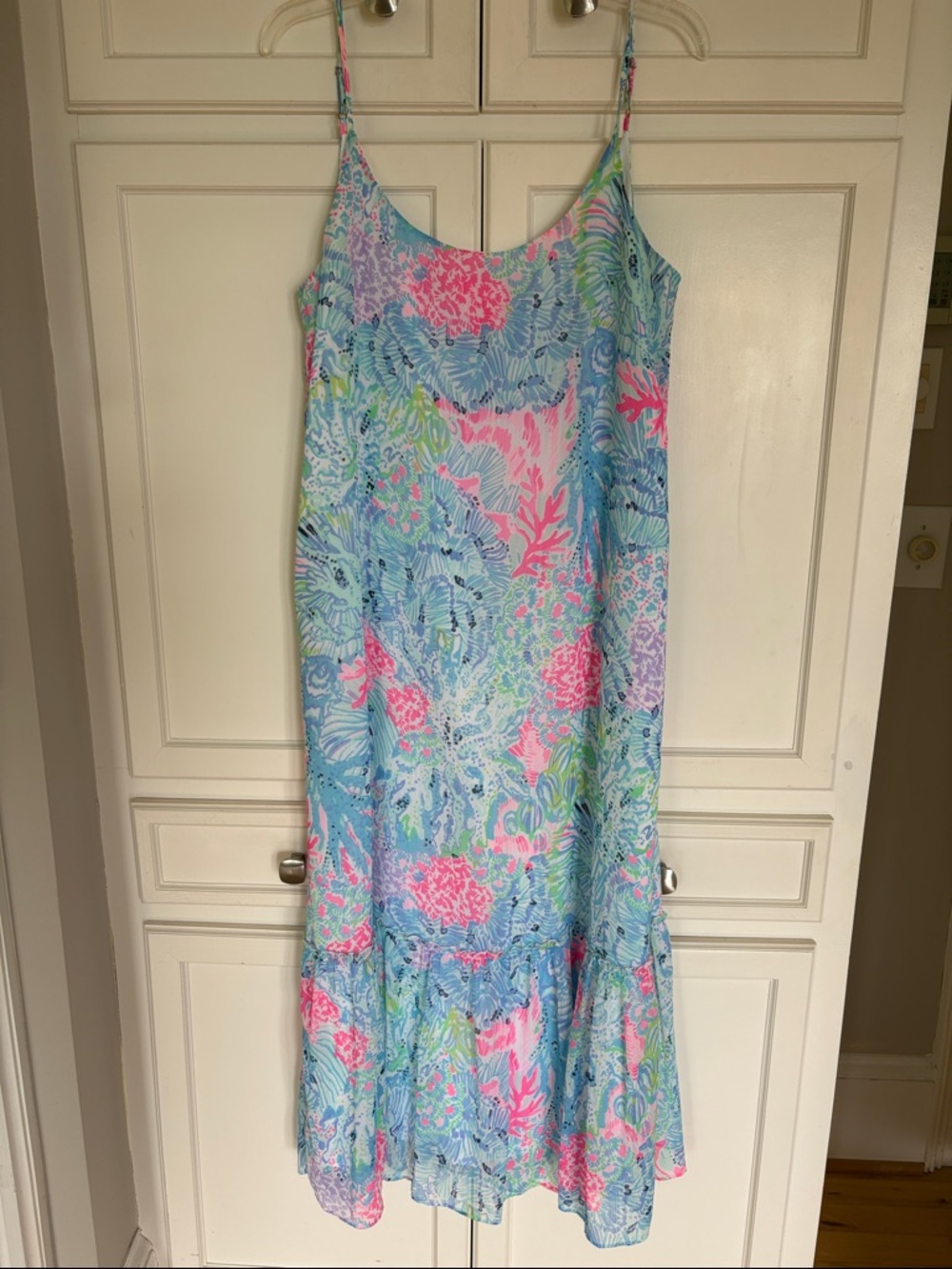LILLY PULITZER Spaghetti strap Slip Dress. Fully lined. Size Large